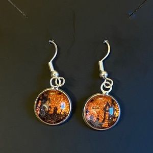 Color Street (rt) Haunted Mansion earrings